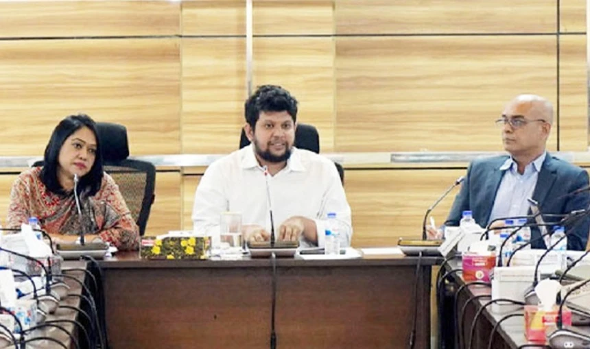 চলচ্চিত্র নির্মাণে অনুদানের নীতিমালায় সংশোধন আনা হবে: তথ্য উপদেষ্টা